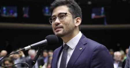 Kim Kataguiri apresenta PL para reduzir gastos e benefícios parlamentares, as famosas “mamatas”